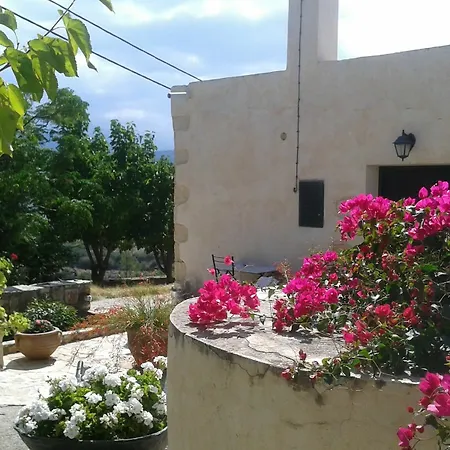 Holiday home Petra & Elia