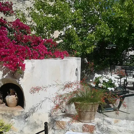 Holiday home Petra & Elia Megala Chorafia
