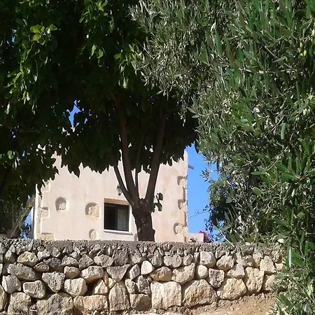 Petra & Elia Holiday home *